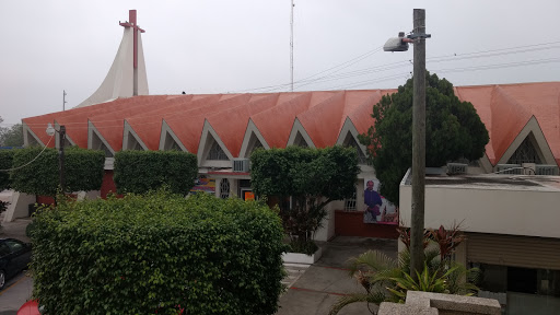 Parroquia San Pio X, 1o. de Mayo, Longoria, 88520 Reynosa, Tamps., México, Iglesia católica | TAMPS