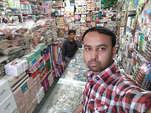 Romi Fancy Store, Shop No-93 Steel Gunj Talab Near Ghantaghar, Steel Gunj Talab, Clock Tower Road, Mewati Pura, Brahmnipura, Bahraich, Uttar Pradesh 271801, India, Wedding_Service, state UP