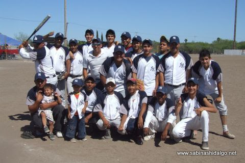 Equipo Yankees del torneo de softbol del Club Sertoma