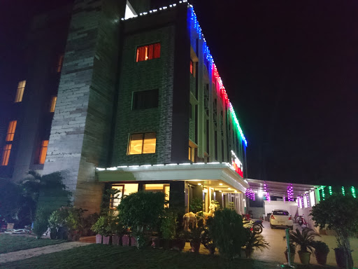 Hotel Sheetal Palace, near Bus Stand, Behind Dr. s.k. Sharma,, bhatera Road, Balaghat, Madhya Pradesh 481001, India, Inn, state MP