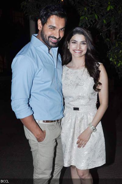John Abraham and Prachi Desai smile for the cameras as they arrive for the Times Now Foodie Awards 2013, held at ITC Parel in Mumbai on February 02, 2013.(Pic: Viral Bhayani)