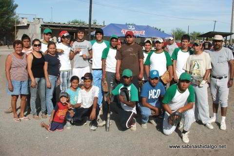 Equipo Yanquis del torneo de softbol del Club Sertoma