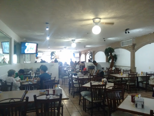 Restaurante Mar Caribe, Av. Licenciado Raul Rangel Frias 468, Burócratas del Estado, 64380 Monterrey, N.L., México, Restaurante | NL