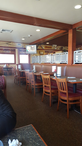 Pizza Restaurant «Pizza Hut», reviews and photos, 1402 French Rd, Depew, NY 14043, USA