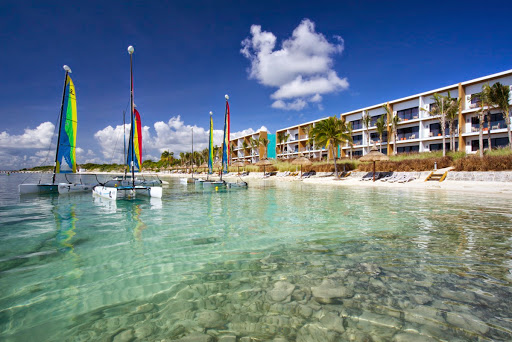 Club Med Cancún Yucatán, Km. 21.5, Punta Nizuc - Cancún, Zona Hotelera, 77500 Cancún, Q.R., México, Actividades recreativas | SON