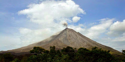 vucao arenal costa rica