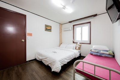 photo of Apple backpackers guesthouse