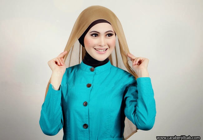 Model Rambut Segi Panjang Dari Belakang  newhairstylesformen2014.com