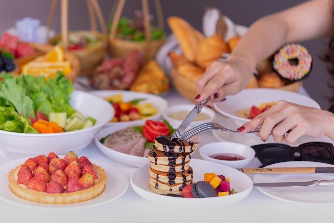 https://www.dropbox.com/s/hyzdzeg2wnubpmw/cuisine_3.jpg?raw=1