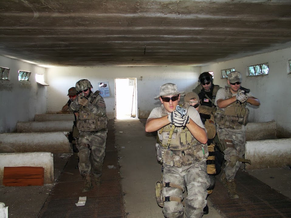 Curso de inicio a la intervención CQB. La Granja. 22-06-13 PICT0038