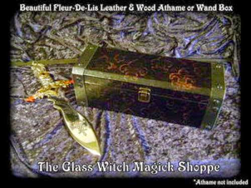 Beautiful Fleur De Lis Leather And Wood Athame Or Wand Box 26 00
