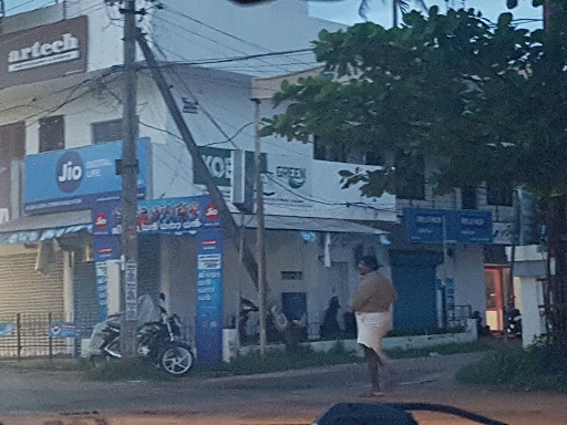 Reliance Mobile Store, Ground Floor, No. 846(B), Residency Road, Near Desinganad Scan Centre & Canara Bank, Chinnakada, Kollam, Kerala 691001, India, Prepaid_Sim_Card_Store, state KL