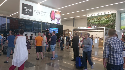 Terminal 1