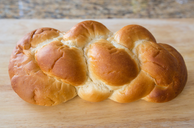 photo of a loaf of challah