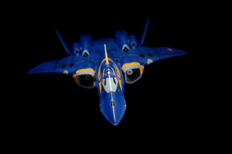 YF-21_fighter_01.JPG