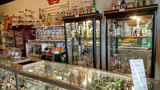 Tobacco Shop «Little Canada Smoke Shop & Specialties LLC», reviews and photos, 37 Little Canada Rd E, St Paul, MN 55117, USA