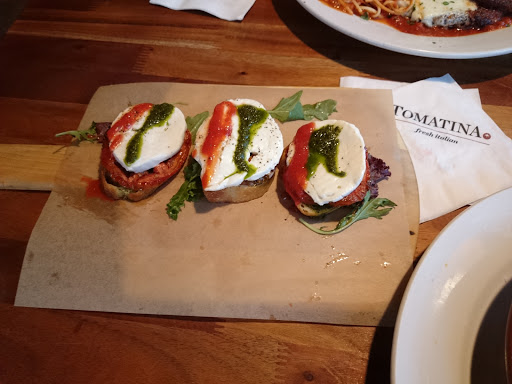 Italian Restaurant «Tomatina», reviews and photos, 32155 Union Landing Blvd, Union City, CA 94587, USA