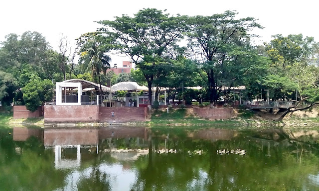Dhanmondi Lake Park