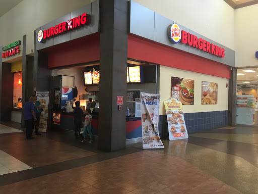 Burger King, Av. Reforma 5601, Infonavit Fundadores, 88275 Nuevo Laredo, Tamps., México, Restaurante de comida para llevar | TAMPS