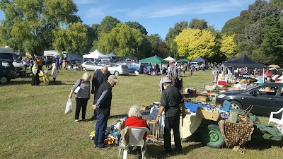 Photos of Market On The Front Lawn