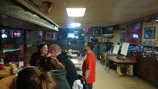 Bar «Pub Tavern», reviews and photos, 38 E McClain Ave, Scottsburg, IN 47170, USA