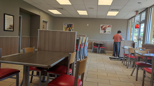 Fast Food Restaurant «Burger King», reviews and photos, 1540 Barnum Ave, Stratford, CT 06614, USA