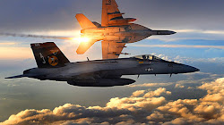 Hải Quân Mỹ Gửi 4 chiếc F / A-18 Super Hornet để chặn máy bay Nga