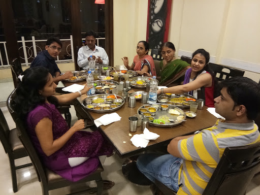 Toral Dinning Hall, 101, Centre Point Shopping Centre, Near Mahavir Nagar, G.I.D.C. Char Rasta, Vapi, Gujarat 396195, India, Gujarati_Restaurant, state GJ
