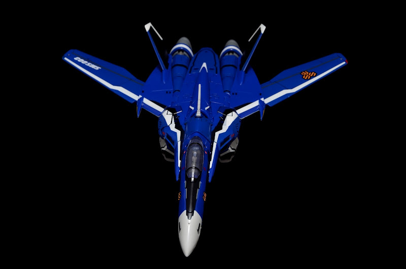 VF-25G_fighter_01.JPG