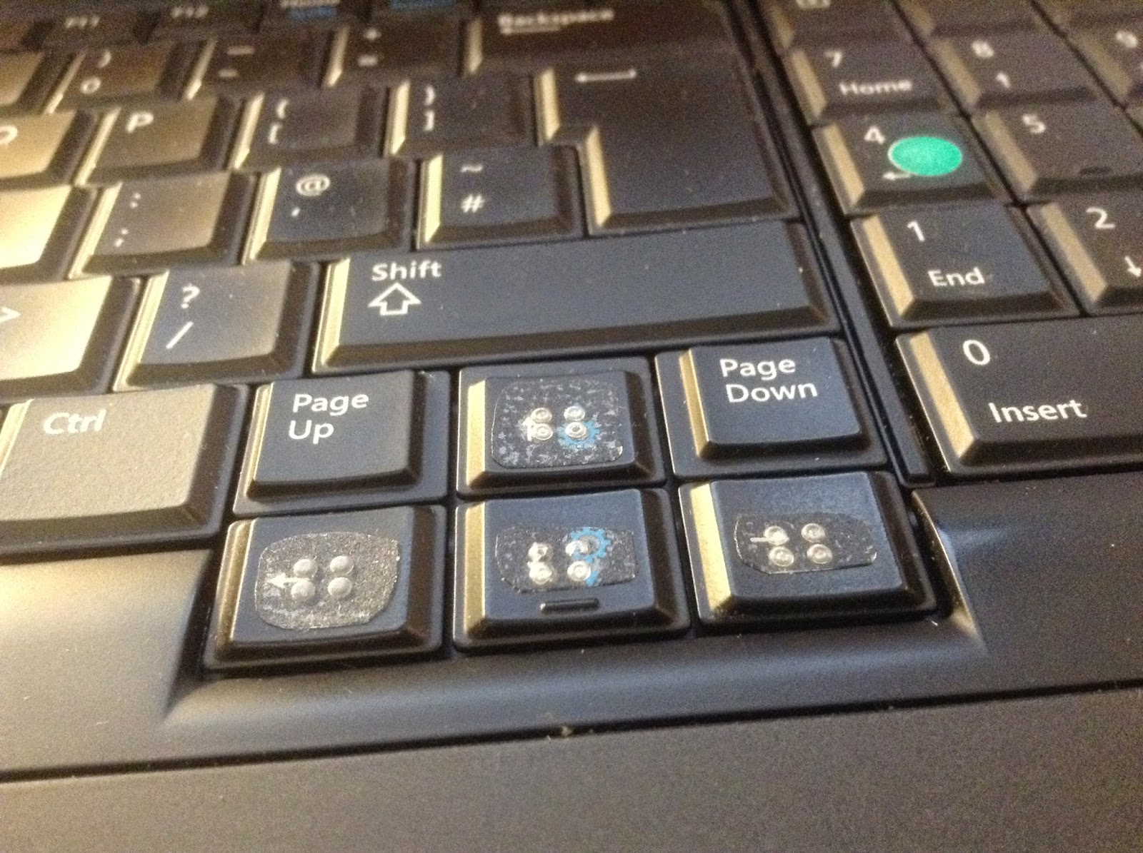 How to easily find + use the arrow keys without having to look at your  keyboard: braille stickers! (Hardware)