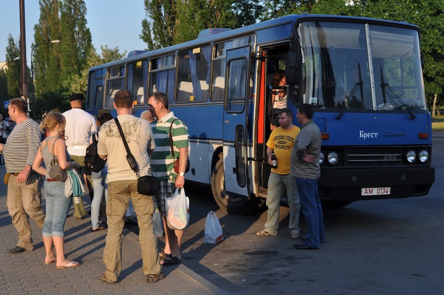 песнь о партизанах.(отчет о белоорусской бойне)