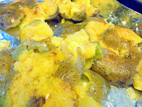 Smashed potatoes with olive oil and cumin