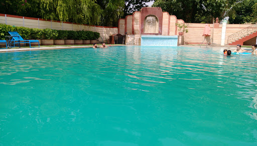 Ashok Country Resort, Kapashera Estate Road, Rarjokri, Kapashera Estate, New Delhi, Delhi 110037, India, Resort, state UP
