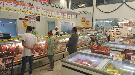 Meschke Supermercados, Av. do Estado, 1751 - Pioneiros, Balneário Camboriú - SC, 88331-150, Brasil, Supermercado, estado Santa Catarina