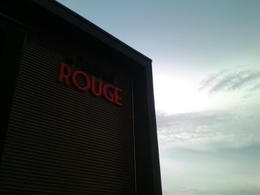 le fauteuil rouge