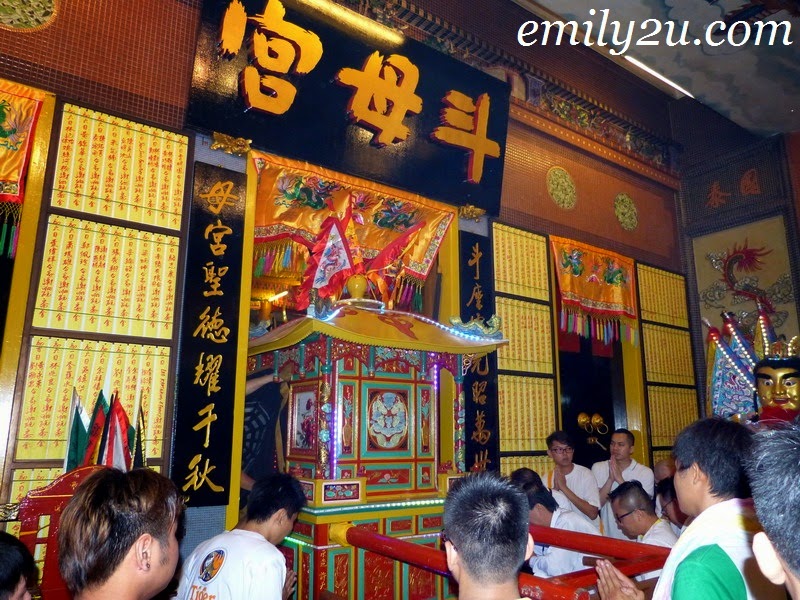 Nine Emperor Gods Festival