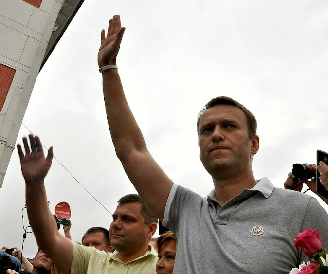 Встреча Алексея Навального на Ярославском вокзале 20 июля 2013 года 