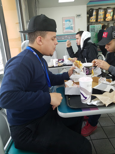 Mexican Restaurant «Taco Bell», reviews and photos, 171 NJ-17, Hasbrouck Heights, NJ 07604, USA