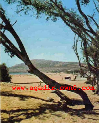 شاطئ اكادير قبل وبعد الزلزال سنة 1960 Sge