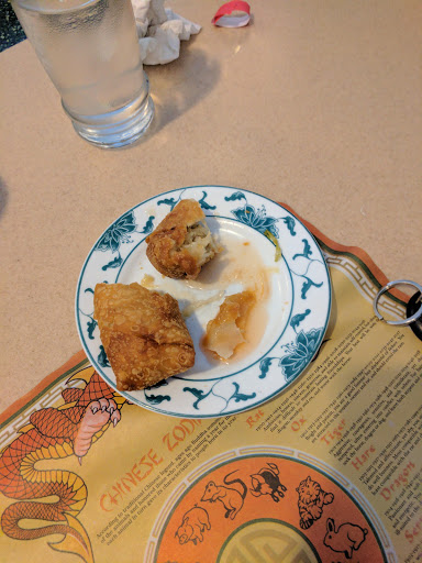Restaurant «Golden Chopsticks», reviews and photos, 24301 Jefferson Ave, St Clair Shores, MI 48080, USA