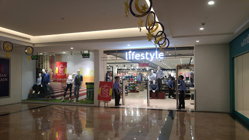 Lifestyle, Sobha City Mall, Sobhacity, VI 1A, Thrissur- Kuttippuram Rd, Puzhakkal, Thrissur, Kerala 680553, India, Clothing_Accessories_Store, state KL