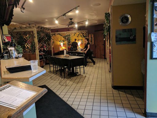 Italian Restaurant «Teddy Spaghettis», reviews and photos, 3032 Heights Ravenna Rd, Muskegon, MI 49444, USA