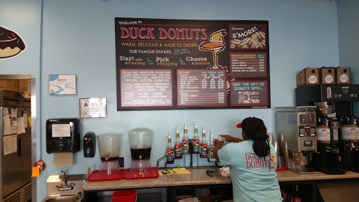 Donut Shop «Duck Donuts», reviews and photos, 1710 Kenilworth Ave #220, Charlotte, NC 28203, USA
