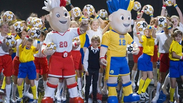 [FST] Gian hàng EURO 2012 : LOADING BAR, SCOREBOARD, KIT FST - Made by JUST_SIMPLE Euro-2012-mascots-unveiled