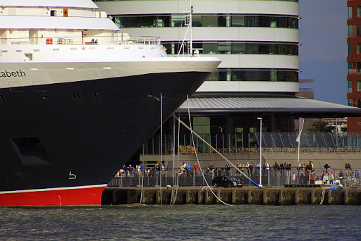 Cunard Lines - Queen Elizabeth