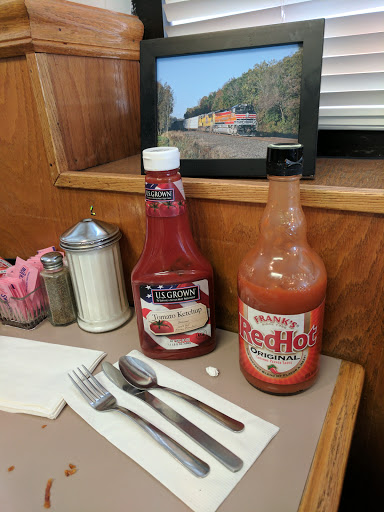 Restaurant «Railway Station Diner», reviews and photos, 836 W Ridge Rd, Rochester, NY 14615, USA