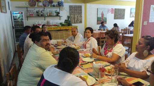 Yu Ne Nisa, Amapolas 1425, Reforma, 68050 Oaxaca, Oax., México, Restaurante mexicano | OAX
