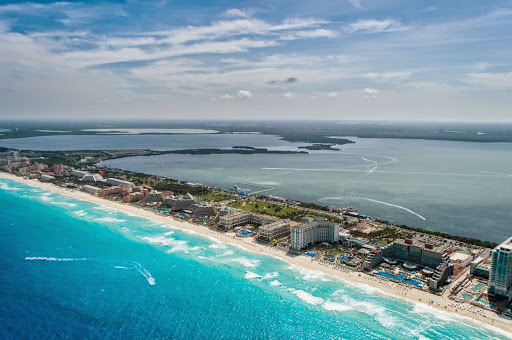 Cancun Riviera Maya, a Puerto Juaréz-Punta Sam Km 2+055 Súper manzana 86, Carretera, Super Manzana 86, 77520 Cancún, Q.R., México, Agencia de espectáculos | GRO
