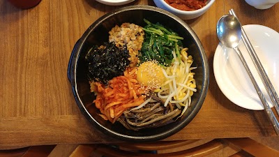 Photos of Mogpojib