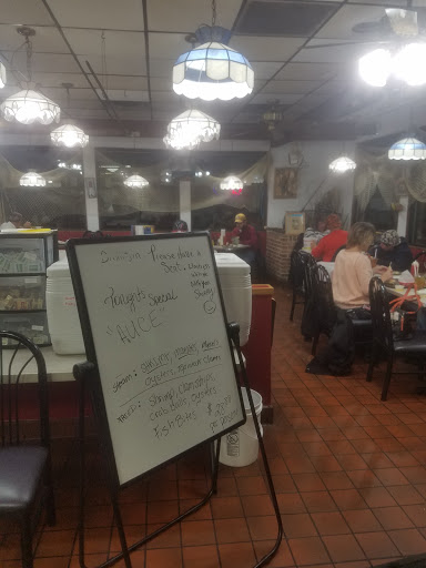 Seafood Restaurant «Captain Pats Seafood», reviews and photos, 21901 Three Notch Rd, Lexington Park, MD 20653, USA